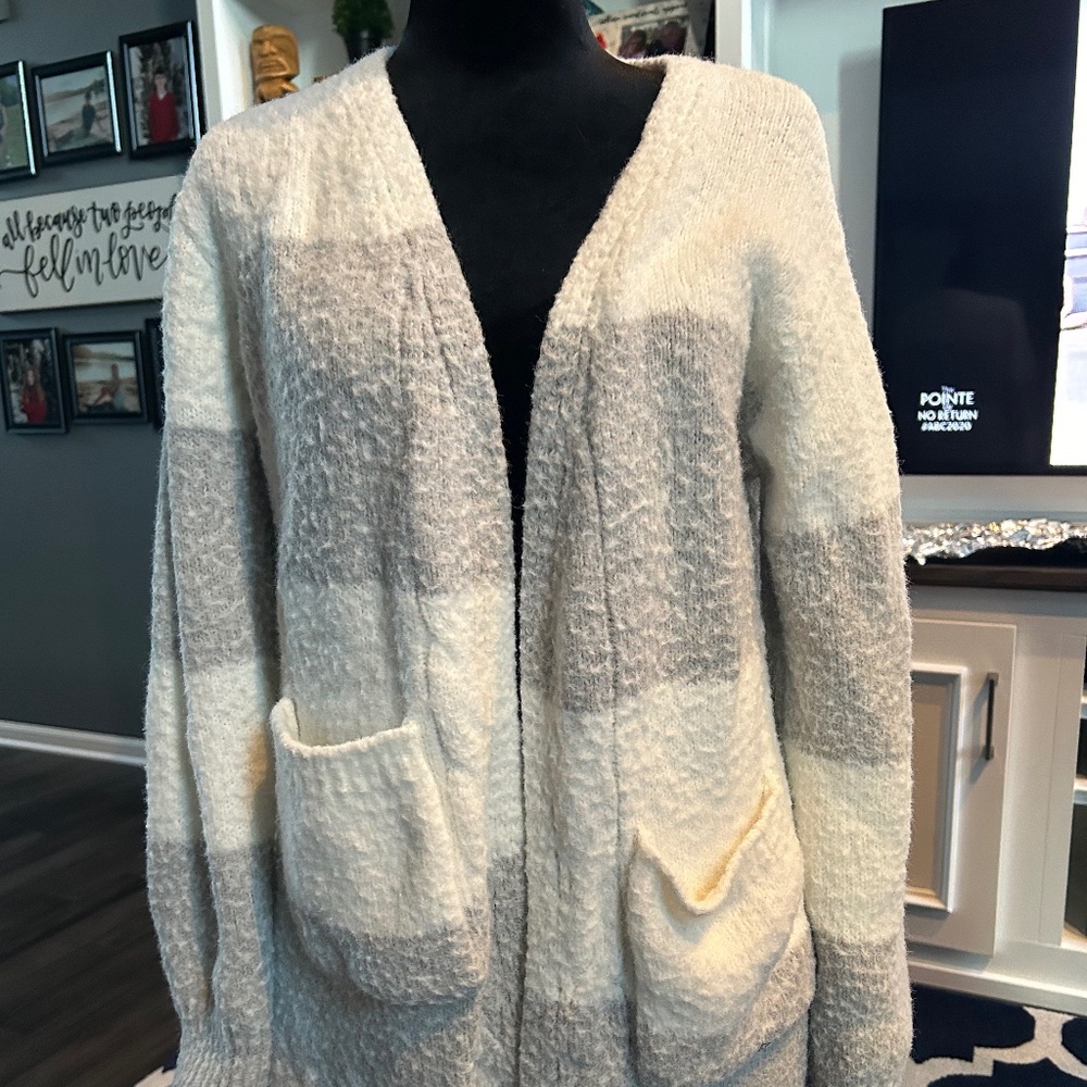 Hip length sweater cardigan